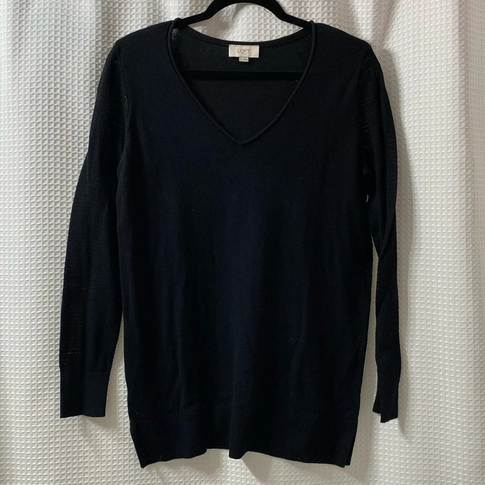 NWOT LOFT Outlet Sweetheart Sweater